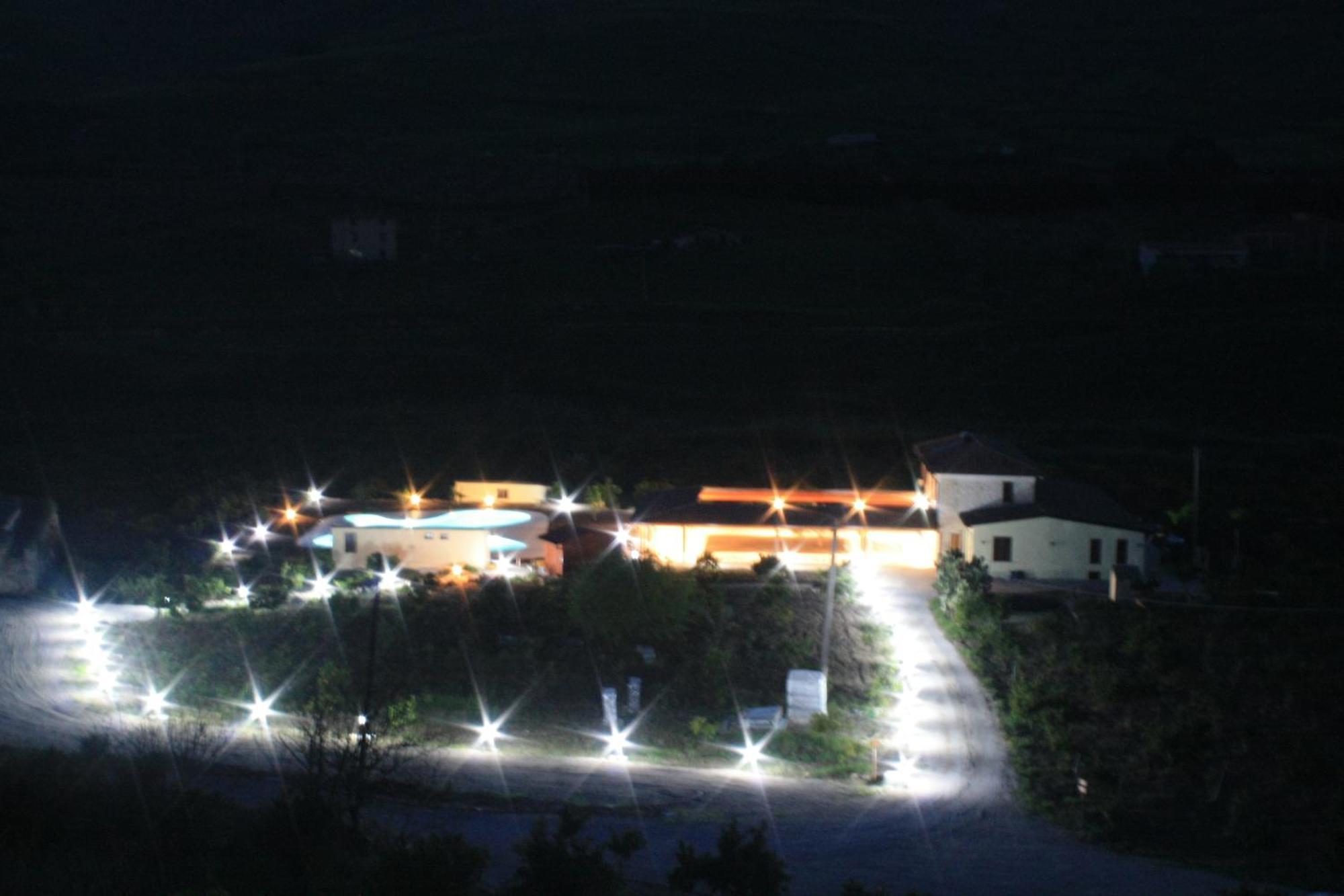 Tenuta Lanza Il Mulino Acquaviva Platani Exterior foto