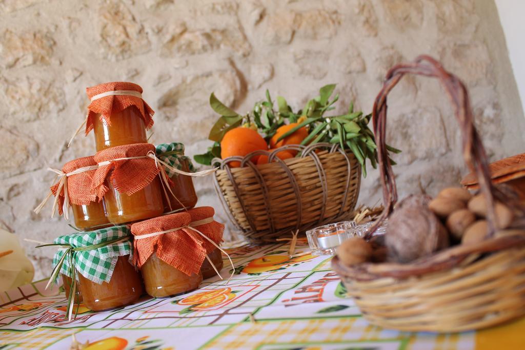 Tenuta Lanza Il Mulino Acquaviva Platani Exterior foto